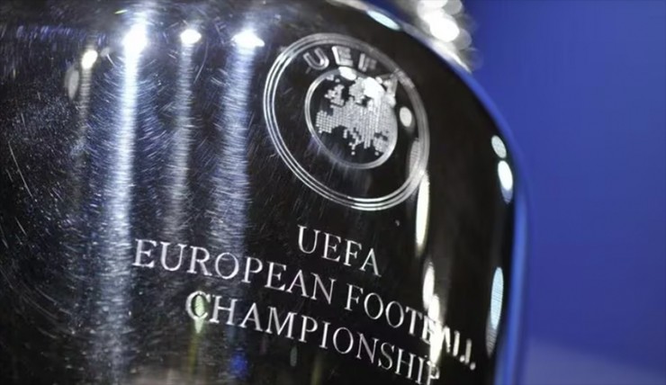 Champions League vừa trở lại đã xảy ra sự cố kinh hoàng. ẢNH: UEFA