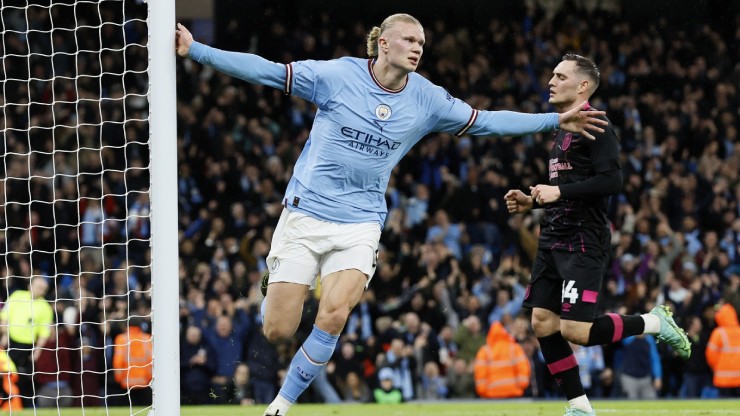 Trong lần gần nhất đối đầu ở FA Cup, Man City đã "hủy diệt" Burnley 6-0