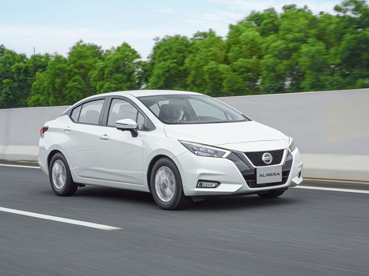 Nissan Việt Nam giảm giá loạt xe lên đến 120 triệu đồng - 3