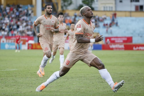 Trực tiếp bóng đá tranh vô địch V-League Viettel - Công An Hà Nội: Nỗ lực vô vọng (Hết giờ) - 4