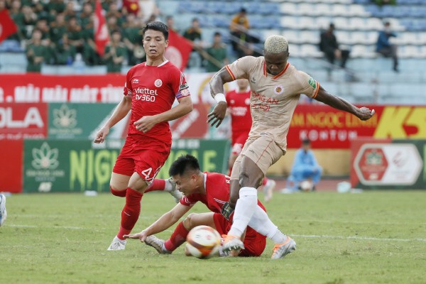 Trực tiếp bóng đá tranh vô địch V-League Viettel - Công An Hà Nội: Nỗ lực vô vọng (Hết giờ) - 3