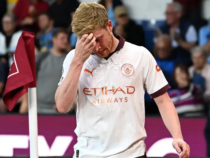 De Bruyne tái phát chấn thương&nbsp;