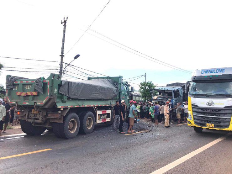 Hiện trường vụ tai nạn khiến 3&nbsp;thành viên của CLB HAGL tử vong