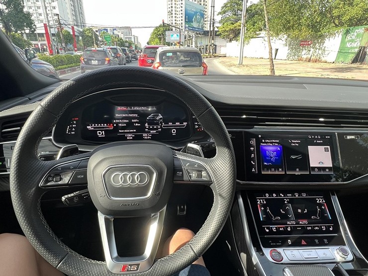 Audi Q8 RS độcc nhất Việt Nam có giá bán gần 10 tỷ đồng về tay chủ nhân mới - 5