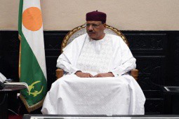 Tình trạng sức khỏe của Tổng thống Niger bị phe đảo chính lật đổ