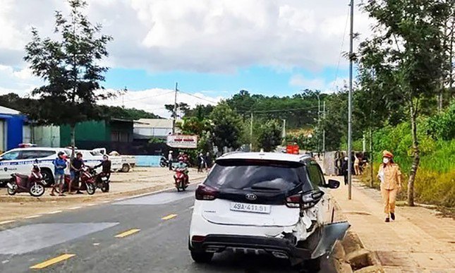 Bắt tài xế gây tai nạn liên hoàn khiến 2 sinh viên tử vong tại Đà Lạt - 1