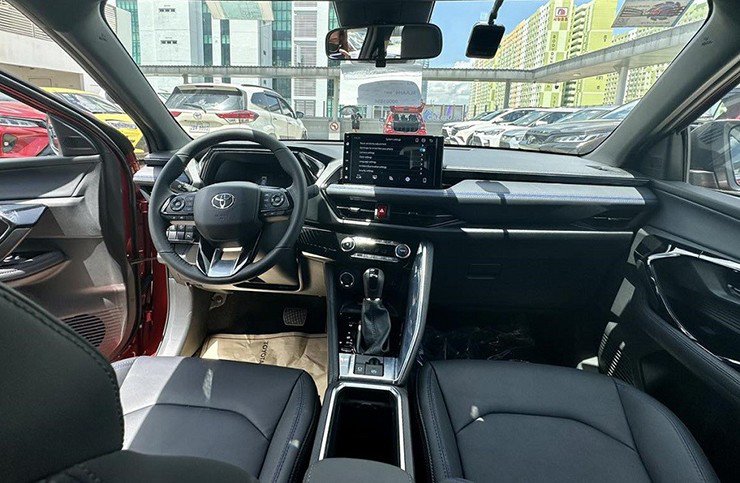 Toyota Yaris Cross trong lớp ngụy trang xuất hiện tại Việt Nam