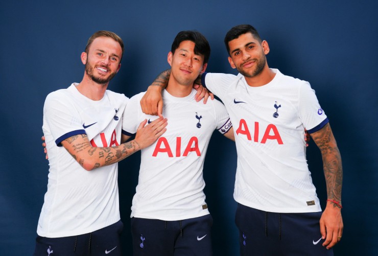 Trận đầu tiên của "ban cán sự" mới Tottenham diễn ra không mấy suôn sẻ