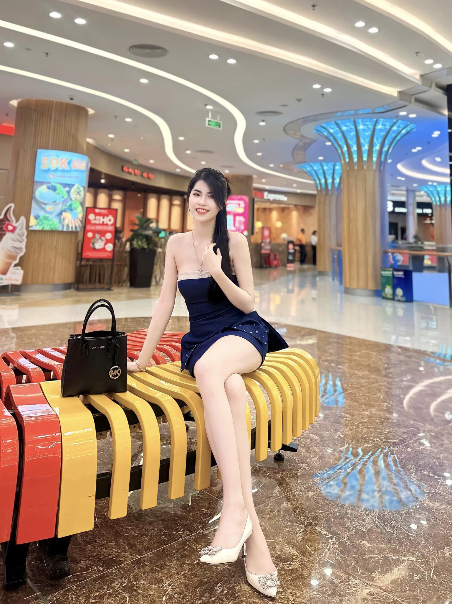 Thanh Trà sở hữu làn da trắng mịn phát sáng.