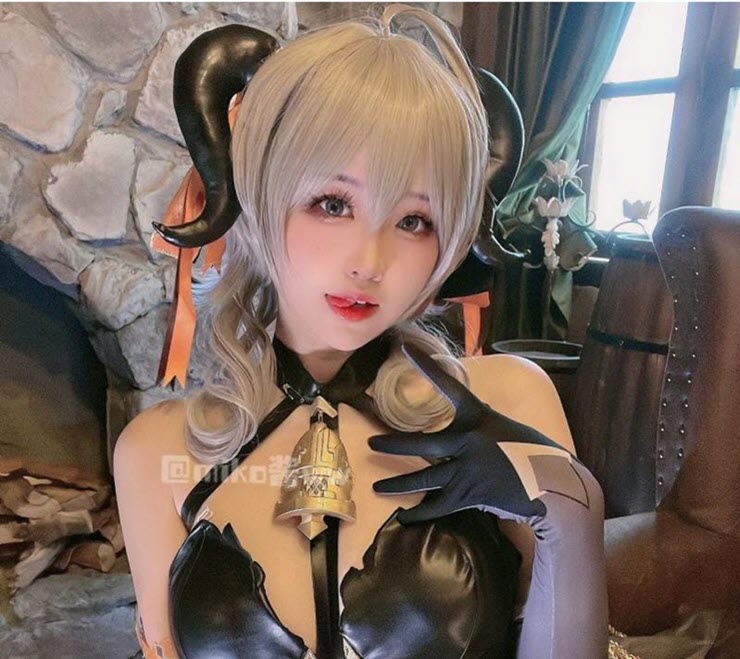 Cô nàng Ganyu game Genshin Impact trong màn cosplay cực “cuốn” - 4