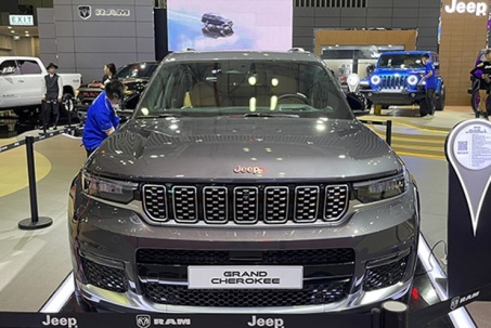 Jeep Grand Cherokee tại thị trường Việt được triệu hồi để khắc phục lỗi trục lái
