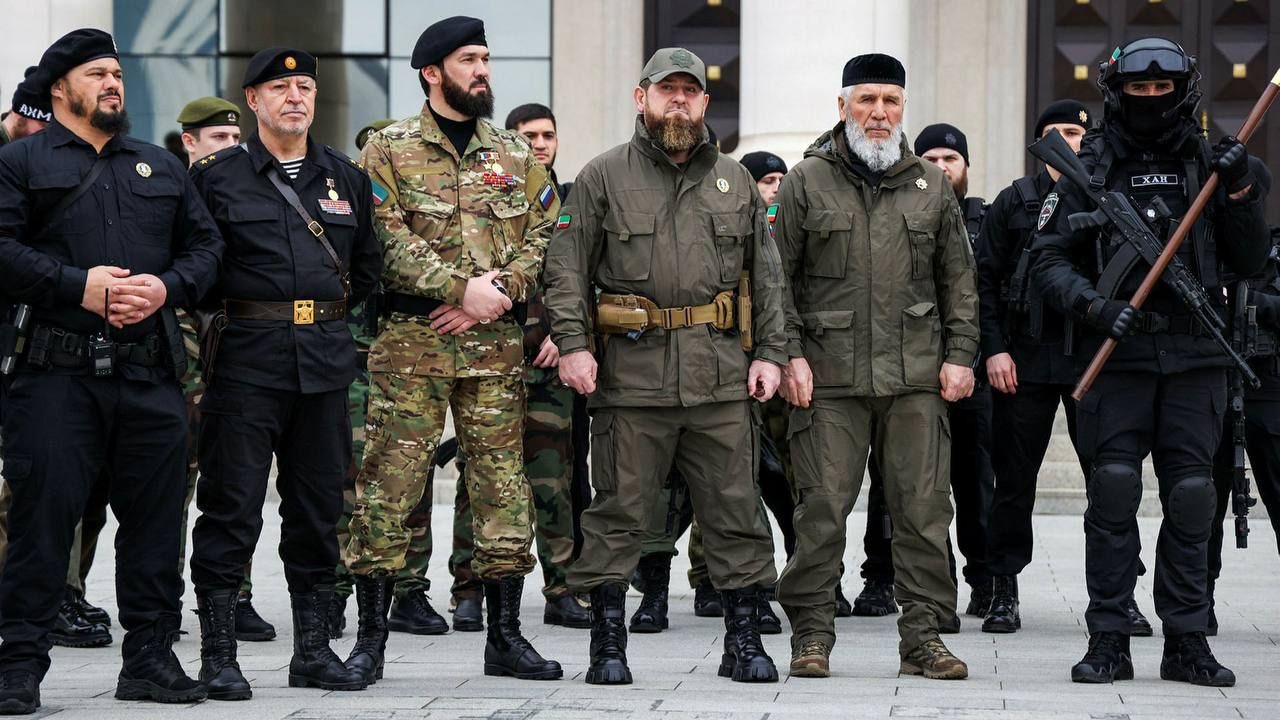 Ông Ramzan Kadyrov – thủ lĩnh lực lượng Chechnya – là một tín đồ Hồi giáo (ảnh: RT)