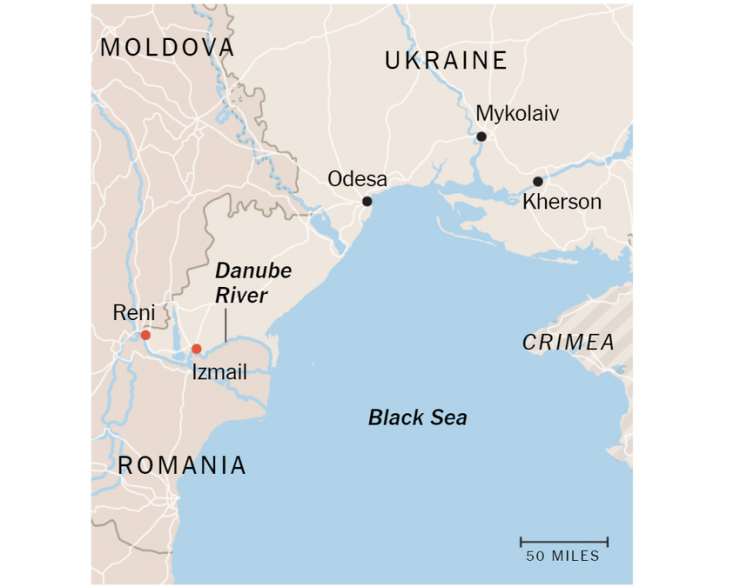Trên sông Danube - biên giới tự nhiên giữa Ukraine và Romania - có các cảng sông Reni và Izmail của Ukraine. Ảnh: THE NEW YORK TIMES