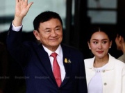 Thế giới - CLIP: Cựu Thủ tướng Thaksin Shinawatra về tới Thái Lan