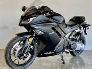 Thế giới xe - Xe ga thiết kế &quot;Nhân mã&quot;, đầu sportbike đuôi scooter