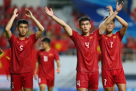 U23 Việt Nam vào bán kết giải ĐNÁ: Báo Malaysia e ngại, báo Indonesia so sánh với Thái Lan