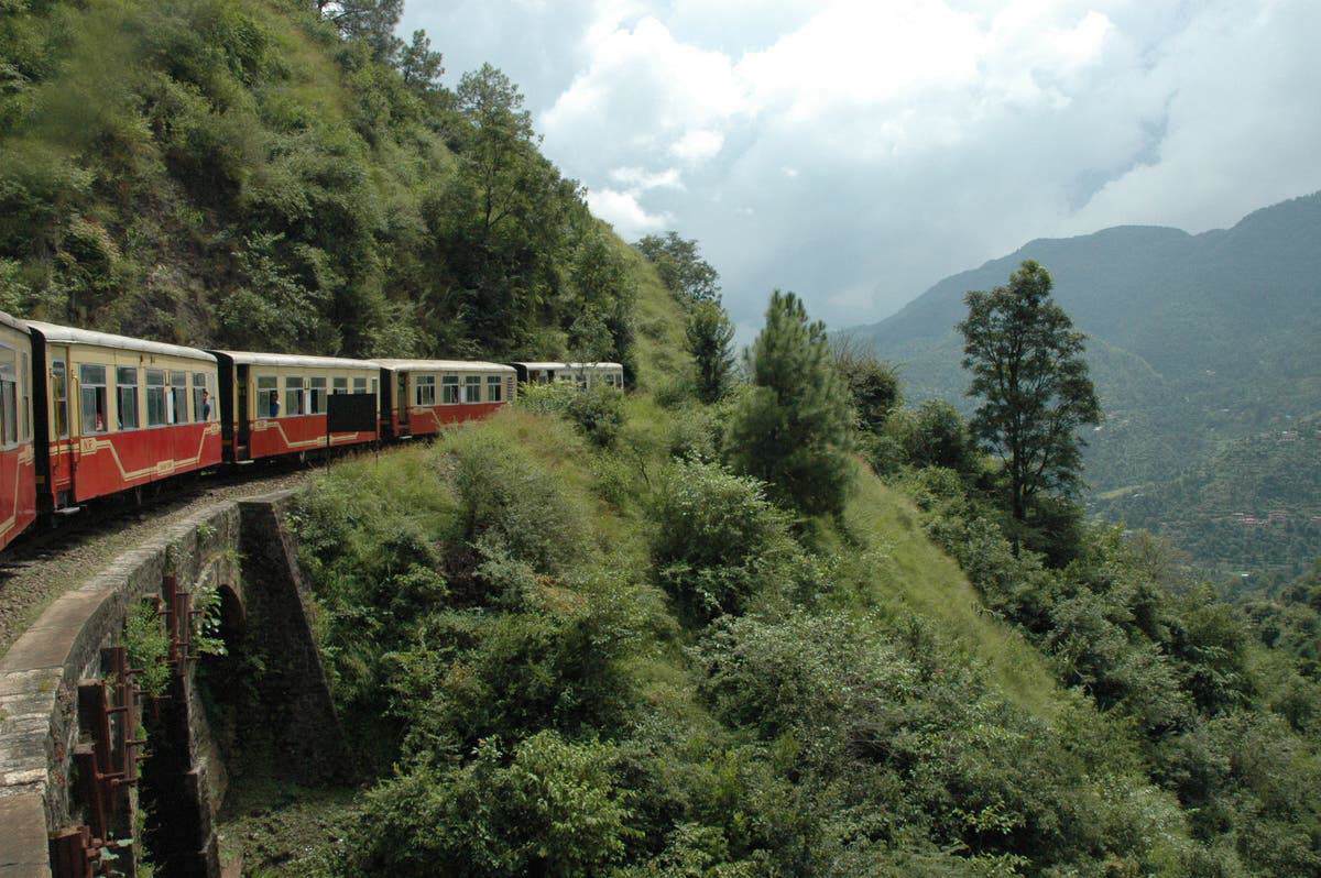 Có gì trong tuyến đường sắt trên núi được UNESCO công nhận là di sản thế giới? - 8