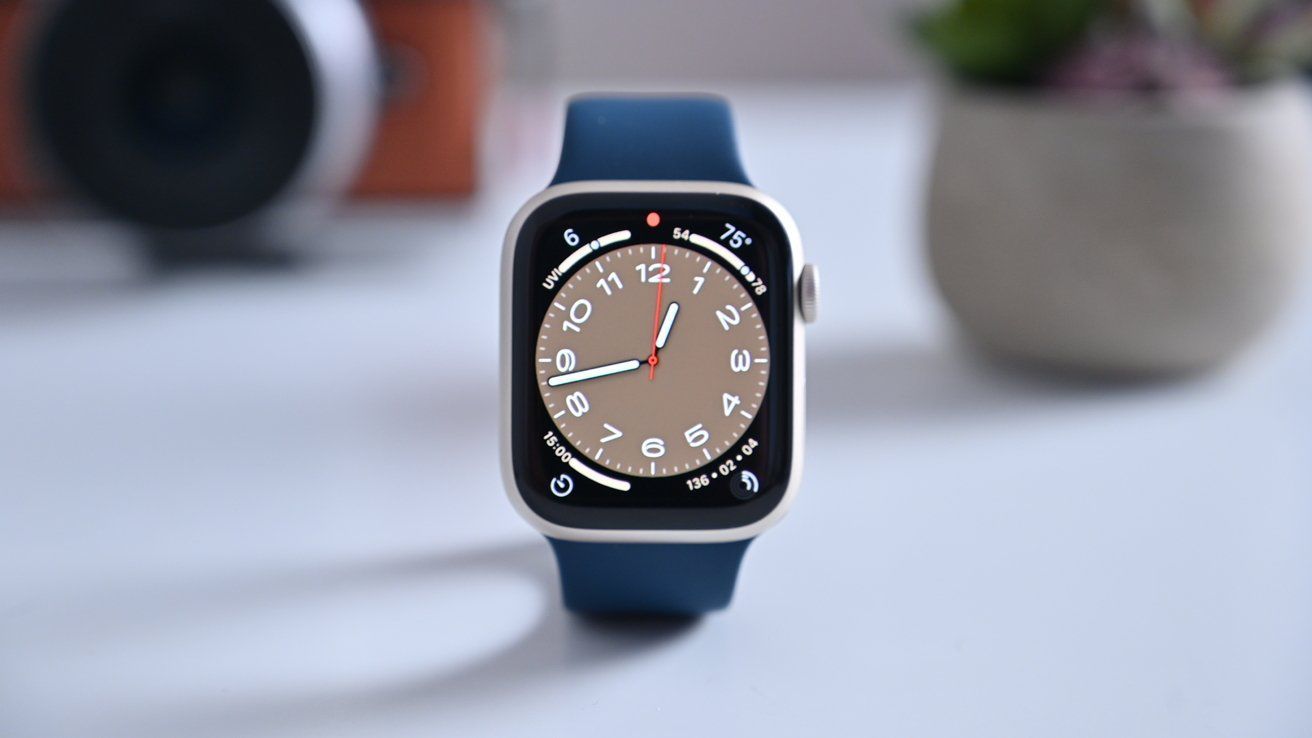 Apple Watch Series 8 - Phần thưởng cho người chiến thắng.