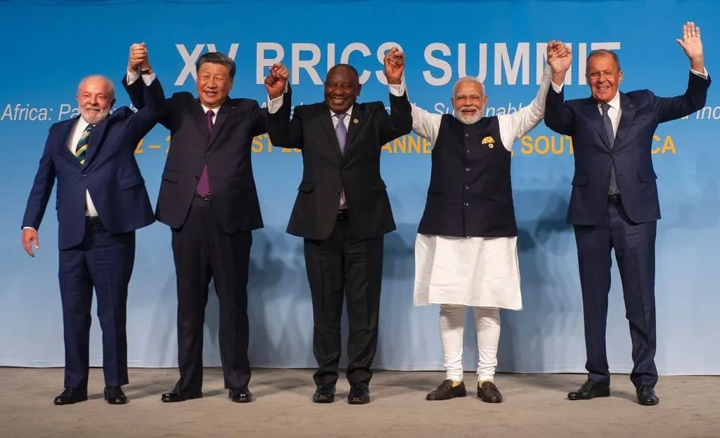 BRICS ngày 24/8 tuyên bố kết nạp thêm 6 thành viên. Ảnh: NYT