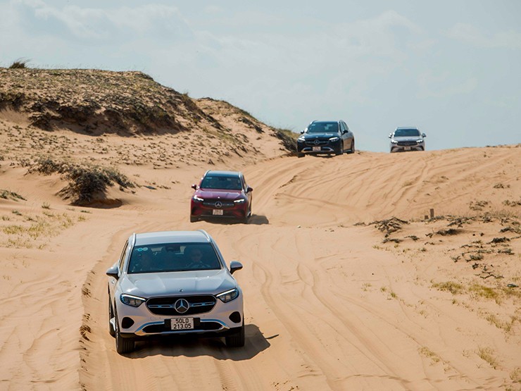 Trải nghiệm xe Mercedes-Benz GLC trên địa hình đường cát tại Bình Thuận - 11