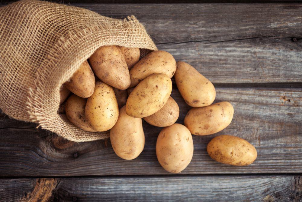 Đừng dại bảo quản khoai tây trong túi nilon hay tủ lạnh, đây mới là cách làm đúng - 2