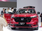 Tin tức ô tô - Honda CR-V 2023 vừa ra mắt bị chê giá cao nhưng vẫn &quot;đắt khách&quot;