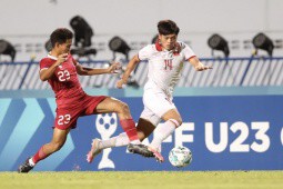 Video bóng đá U23 Việt Nam - U23 Indonesia: Thế trận dồn ép, phung phí penalty