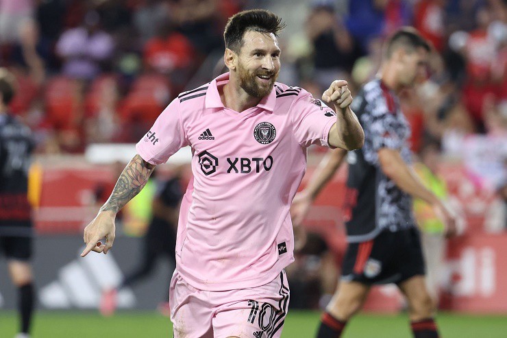 Messi ghi bàn ngay trong trận đấu ra mắt giải Nhà nghề Mỹ (MLS)