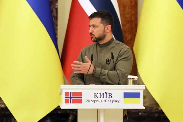 Tổng thống Ukraine Volodymyr Zelensky phát biểu tại thủ đô Kiev (Ukraine) ngày 24-8. Ảnh: EPA-EFE