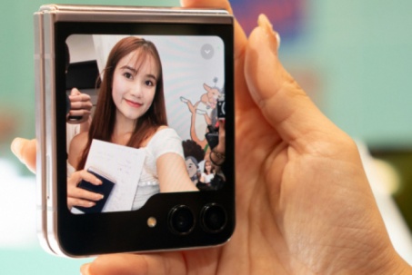Galaxy Z Flip 5 có xứng để giới trẻ "ăn chơi" không?
