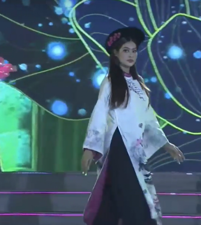 Sự cố vấp ngã trên sóng trực tiếp: Đâu riêng người đẹp Miss Grand Vietnam 2023 - 5