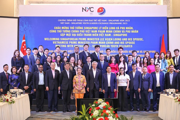 Thủ tướng Phạm Minh Chính và Thủ tướng Lý Hiển Long đối thoại với các lãnh đạo trẻ - 4