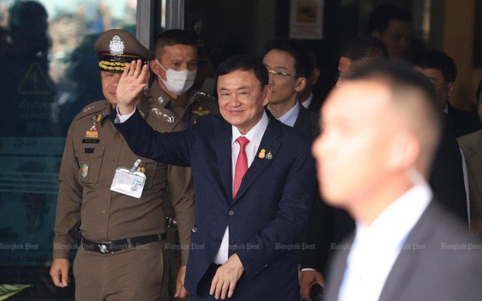 Con gái ông Thaksin lên tiếng về việc xin ân xá cho cha - 2
