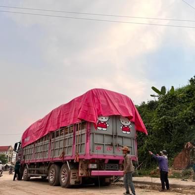 Cô gái Thái Nguyên 36kg lái container 30 tấn rong ruổi khắp miền Bắc - 3