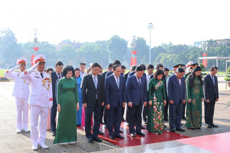 Lãnh đạo Đảng, Nhà nước viếng Chủ tịch Hồ Chí Minh nhân dịp Quốc khánh - 6