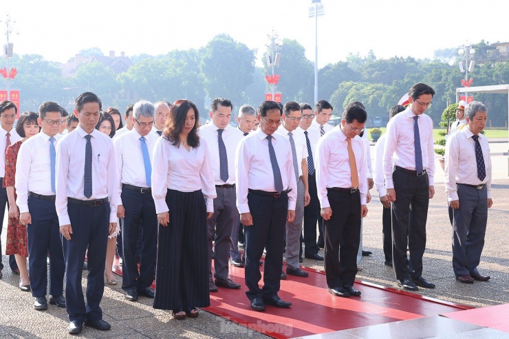 Lãnh đạo Đảng, Nhà nước viếng Chủ tịch Hồ Chí Minh nhân dịp Quốc khánh - 5