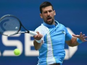 Thể thao - Djokovic thị uy sức mạnh ở US Open, nói lý do hay quát vào mặt HLV