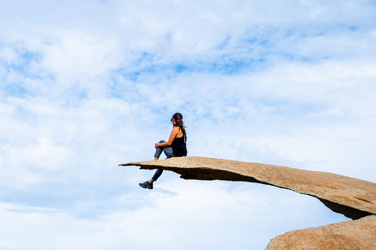 Potato Chip Rock là một điểm du lịch nổi tiếng tại hồ Poway, California, Mỹ.
