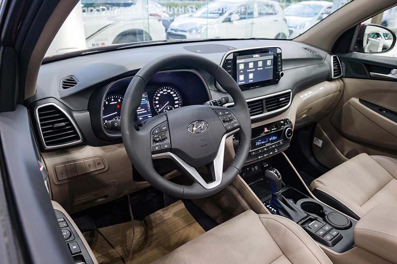 SUV 900 triệu đồng nên chọn Toyota Corolla Cross hay Hyundai Tucson? - 3