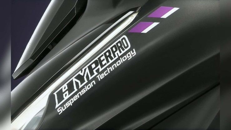 Ra mắt 2024 Honda Forza 350 màu đen trọng trường đặc biệt - 6