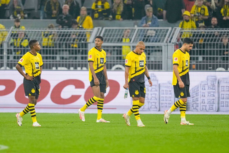 Dortmund bị cầm hòa dù sớm dẫn 2 bàn