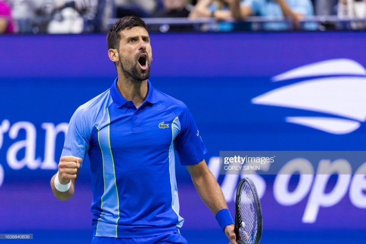 Djokovic ngược dòng đánh bại đồng hương Djere