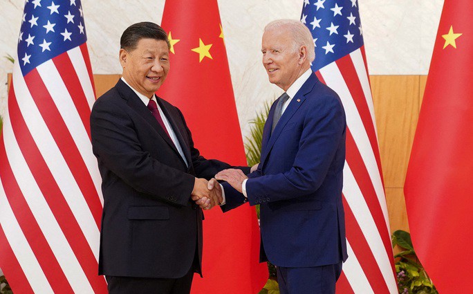 Tổng thống Joe Biden gặp gỡ Chủ tịch Trung Quốc Tập Cận Bình tại G20 ở Indonesia năm ngoái. Ảnh: Reuters