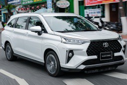 Giá xe Toyota Veloz Cross tháng 9/2023, ưu đãi lên tới 31 triệu đồng