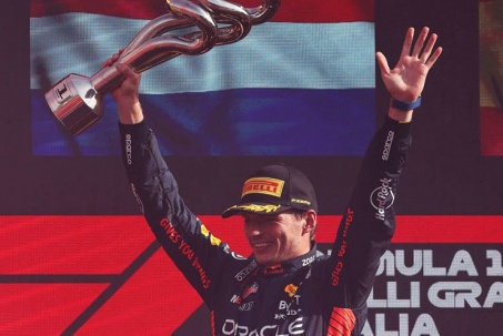 Đua xe F1, Italian GP: Verstappen làm nên lịch sử với chiến thắng tại Monza