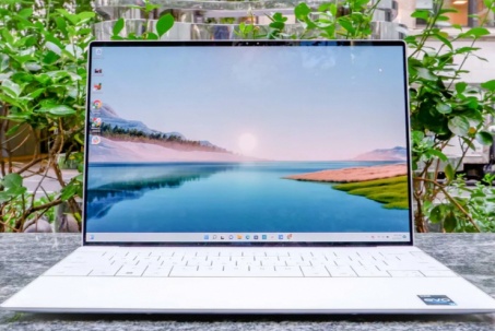 Fan công nghệ có cần mua laptop màn hình 4K để nhìn đẹp hơn?