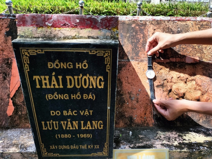 Đồng hồ đá hơn 100 tuổi 'có một không hai' ở Việt Nam kêu cứu - 3