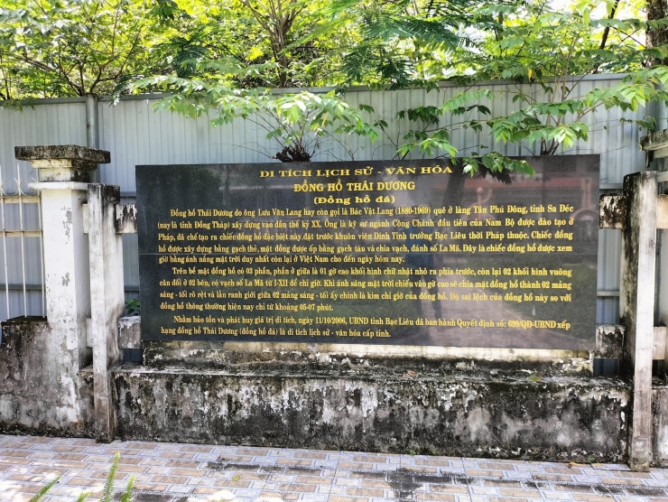 Đồng hồ đá hơn 100 tuổi 'có một không hai' ở Việt Nam kêu cứu - 7