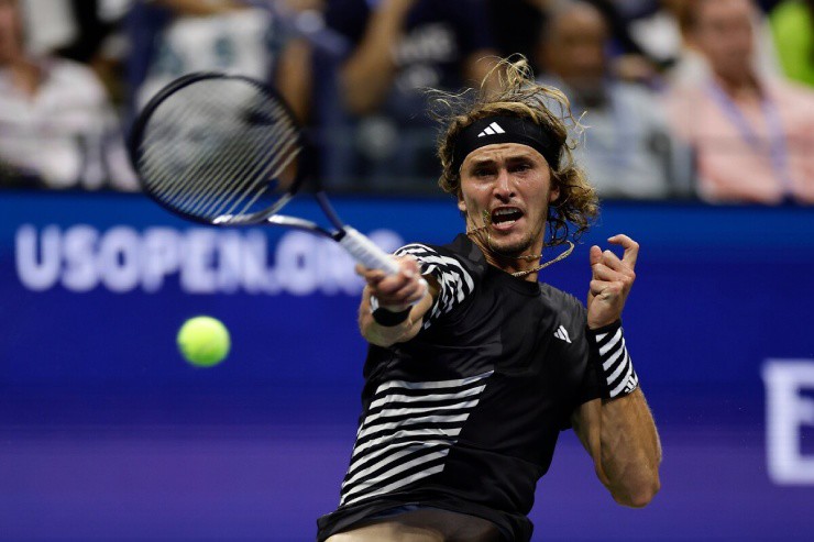 Nóng nhất thể thao tối 5/9: Fan bị đuổi khỏi sân vì chê bai Zverev ở US Open - 1