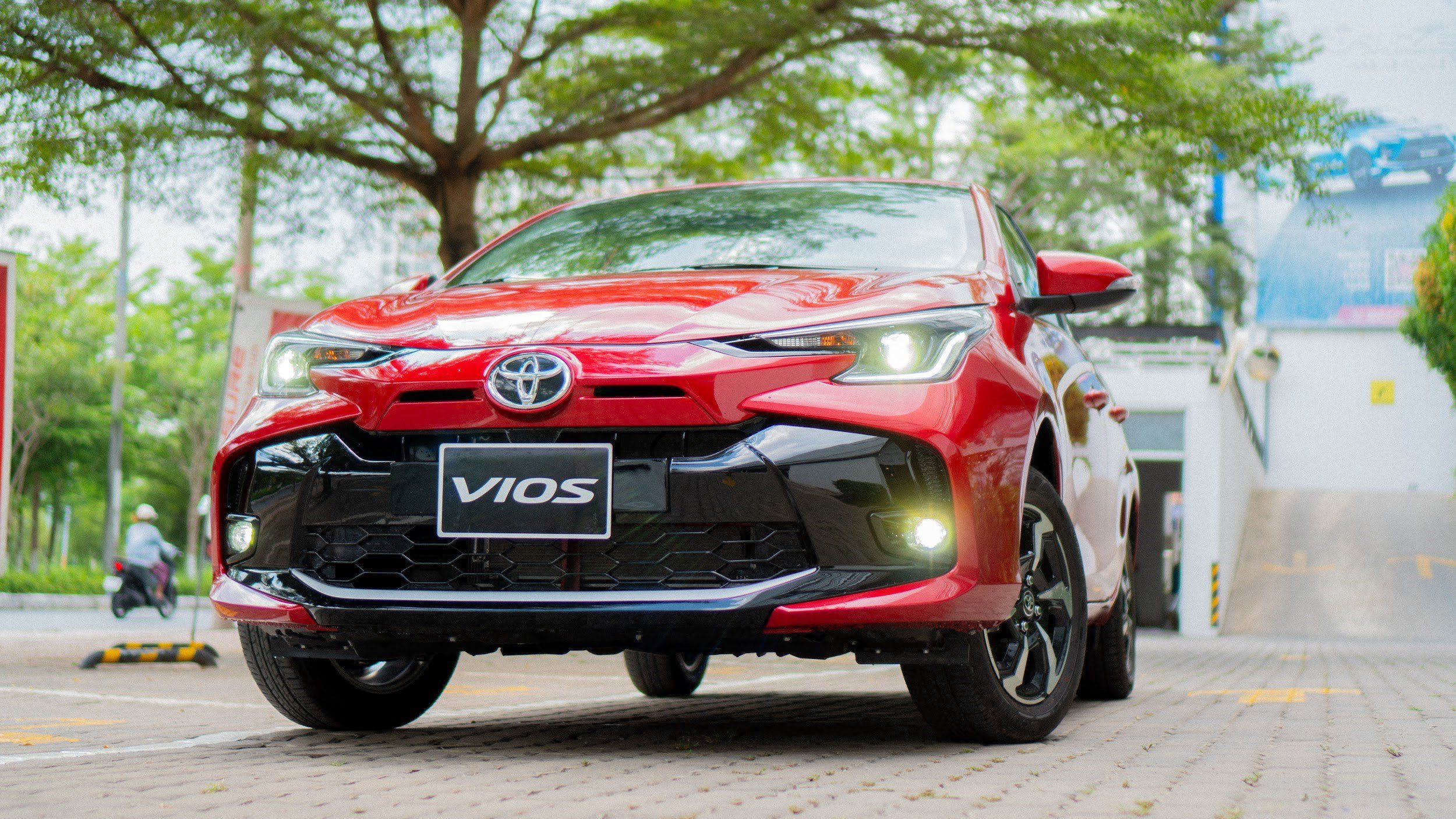 Toyota Vios trở lại đường đua doanh số với khuyến mãi cực chất trong tháng 9 - 1